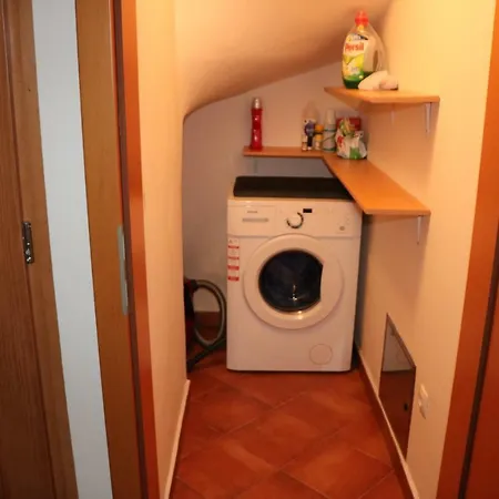 Apartma Na Vasi Zaga